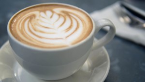 Kaffee in Porzellantasse