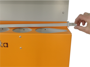 Der Riegel zum Verschließen.